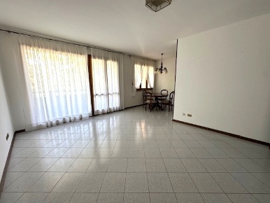 Foto Appartamento a Viareggio Marco Polo - Don Bosco di 90 m² con 4 locali