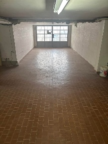 Foto Magazzino a Borgo San Lorenzo Centro di 103 m² con 1 locali in vendita