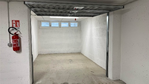 Foto Garage a Medolla Centro di 16 m² con 1 locali in vendita