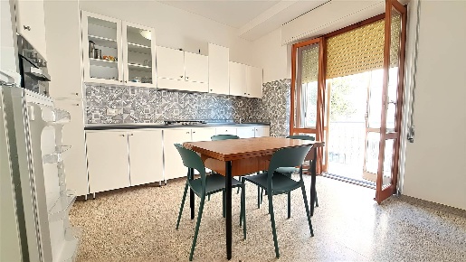 Foto Appartamento a Senigallia di 114 m² con 6 locali in vendita