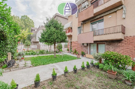 Foto Villa bifamiliare in Via Castellana 115, Venezia Zelarino di 180 m²