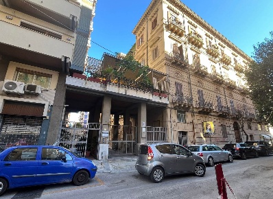 Foto Ufficio in via Carducci  3, Palermo Politeama - Ruggiero Settimo