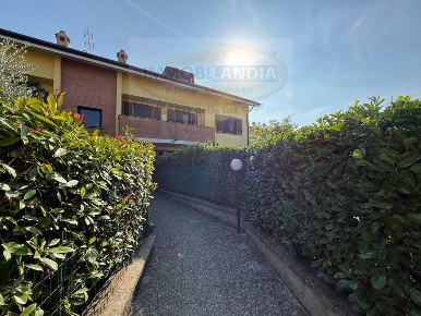 Foto Duplex a Mulazzano Quartiano di 132 m² con 3 locali in vendita
