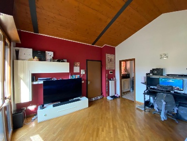 Foto Appartamento in Via Matteotti 36, Palazzolo sull'Oglio Centro di 68 m²