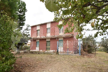 Foto Casa indipendente in Via Sant'Onofrio 19, Vasto di 280 m² con 4 locali