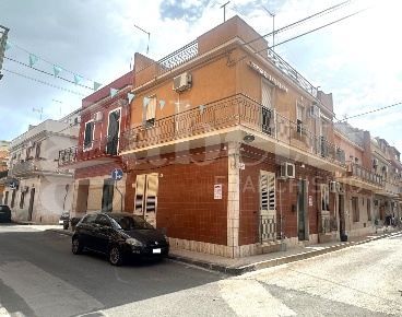 Foto Casa indipendente in Via DEGLI ASTRONAUTI 15, Avola Centro di 148 m²