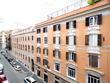 Foto Appartamento in Cairoli, Roma Esquilino di 118 m² con 4 locali