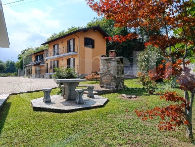 Foto Casa indipendente in Strada Ghiaie 3, Bricherasio di 266 m² in vendita