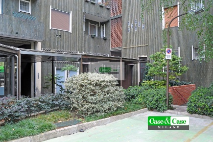 Foto Appartamento in Via Lorenteggio, Milano Tripoli - Soderini di 120 m²