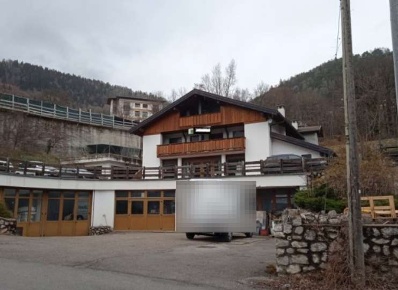 Foto Capannone industriale in Via Galghena, Pieve di Cadore Centro