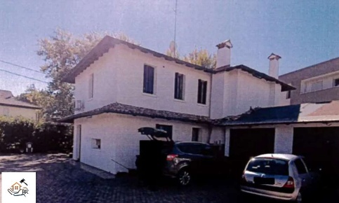 Foto Villa unifamiliare in Via scapacchiò  135, Selvazzano Dentro di 241 m²
