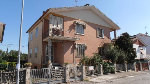 Foto Villa bifamiliare in Via Pepoli 18, Occhiobello Santa Maria Maddalena