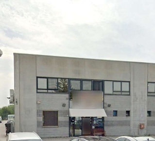Foto Capannone industriale in Via Colorno, Parma Paradigna - Centro Torri
