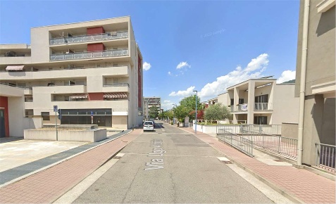 Foto Box in Via Ugo Aldrighi, Brescia San Polo Nuovo di 24 m² con 1 locali