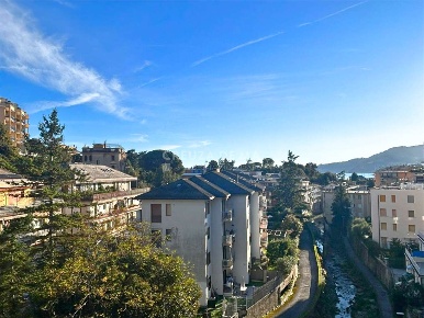 Foto Appartamento in Via Baisi  59, Rapallo Castello - Don Minzoni di 84 m²
