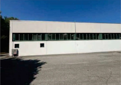 Foto Capannone industriale in Via Boscone, Olgiate Comasco di 895 m²