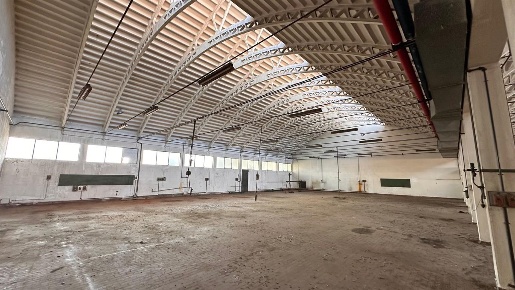 Foto Capannone industriale a Figino Serenza di 4300 m² in vendita