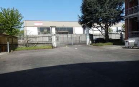 Foto Capannone industriale in Via Calatafimi, Nichelino di 1793 m²