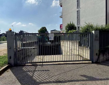 Foto Box in Via Giacinto Giordano, Chieri Semicentro di 22 m² con 1 locali