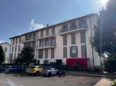 Foto Appartamento in Viale della Repubblica, Chieri Semicentro di 91 m²