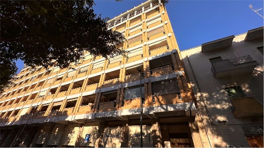 Foto Ufficio in PIAZZA MAZZINI 47, Lecce Mazzini di 80 m² con 3 locali