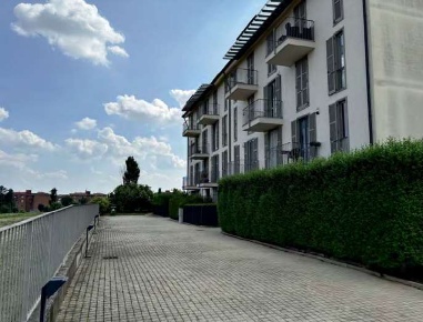 Foto Appartamento in Viale Pertini, Chieri Semicentro di 78 m² con 4 locali