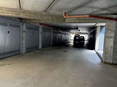 Foto Box in Via Colajanni, Chieri Semicentro di 26 m² con 1 locali