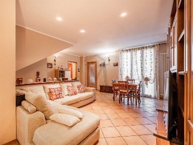 Foto Villa a schiera in Strada Pedemontana 17, Traversetolo Vignale