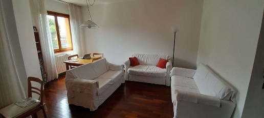 Foto Appartamento a Ancona di 90 m² con 4 locali in vendita