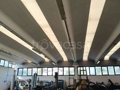 Foto Capannone industriale in via Martiri Partigiani 112, Soliera Limidi