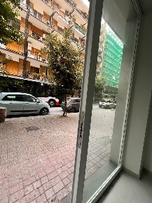 Foto Negozio in Via Trento  37, Salerno Mercatello - Mariconda di 50 m²