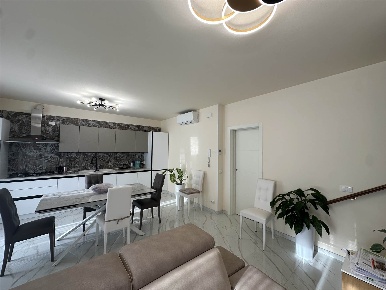 Foto Villa a schiera in VIA GHISLANDI  10, Abano Terme Centro di 125 m²