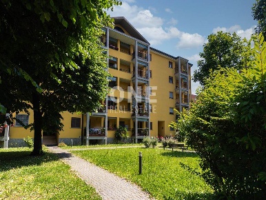 Foto Appartamento in via Pietro Nenni 18, Brugherio Centro di 92 m²