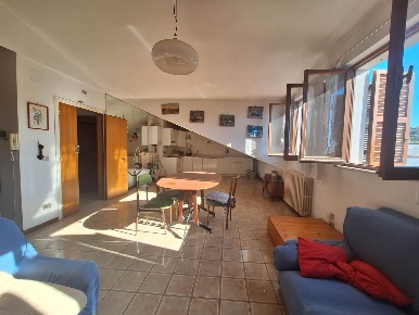 Foto Appartamento a Fermo Lido Di Fermo di 105 m² con 2 locali in vendita
