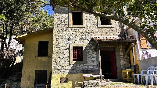 Foto Casa indipendente in via Coste, Montefiascone Centro di 65 m²