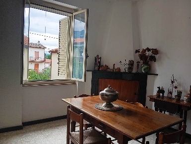 Foto Appartamento a Terni Borgo Rivo di 112 m² con 4 locali in vendita