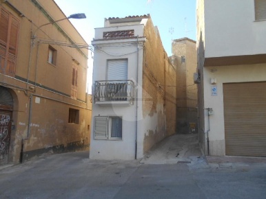 Foto Casa indipendente in Via Ciullo D' Alcamo, Castelvetrano Centro