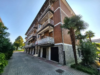 Foto Appartamento in Via pascoli 4, Siziano Centro di 109 m² con 3 locali