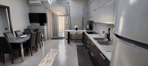 Foto Appartamento in torino, Napoli Vasto di 100 m² con 4 locali in vendita