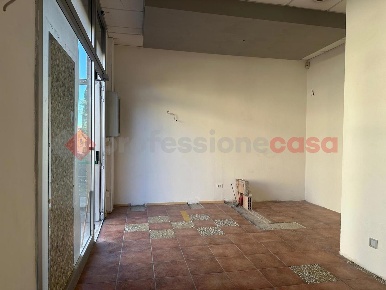 Foto Laboratorio a Arezzo Catona di 60 m² con 1 locali in affitto