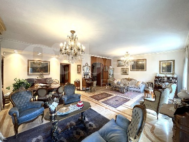 Foto Appartamento in Via Latina 45, Roma San Giovanni di 206 m² in vendita