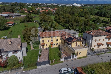 Foto Villa a schiera in Via Tagliamento 33, San Vito al Tagliamento Centro