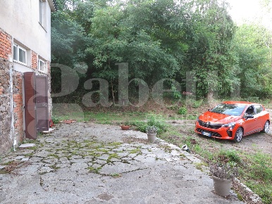 Foto Casa indipendente in Via CARRO 4, Carro Centro di 400 m² con 5 locali