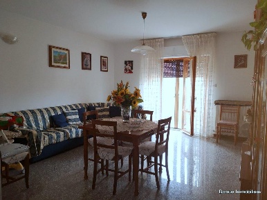 Foto Appartamento in VIALE VENEZIA, Folignano Centro di 165 m² con 5 locali