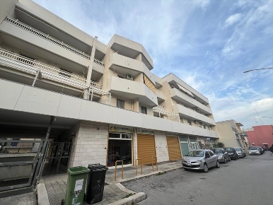 Foto Appartamento in via papa paolo VI, Capurso di 90 m² con 3 locali