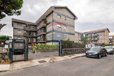 Foto Appartamento in Via Calatafimi, San Giovanni la Punta Centro di 125 m²