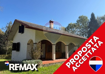 Foto Villa unifamiliare in Via Valpiana, Limana di 114 m² con 6 locali