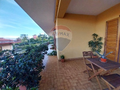 Foto Appartamento in Via Tenente Scuderi Giuseppe, Zafferana Etnea Centro