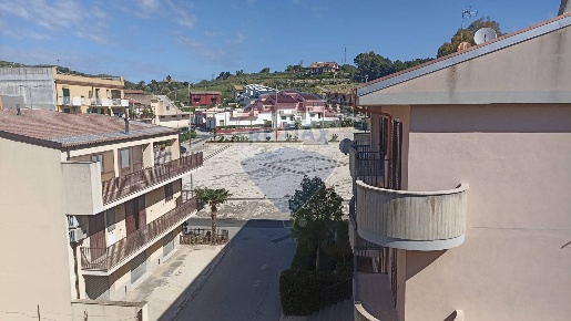 Foto Appartamento a Giarratana di 78 m² con 4 locali in vendita