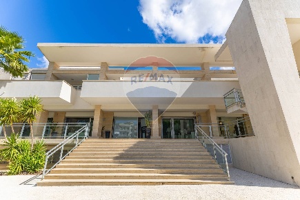 Foto Locale commerciale in via generale michele scattaglia, Adelfia